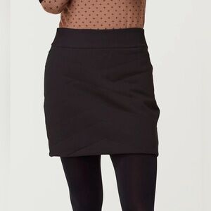 Krimson Klover Fay Skirt Women’s M Black Quilted Mini Pull-on Insulated Pockets